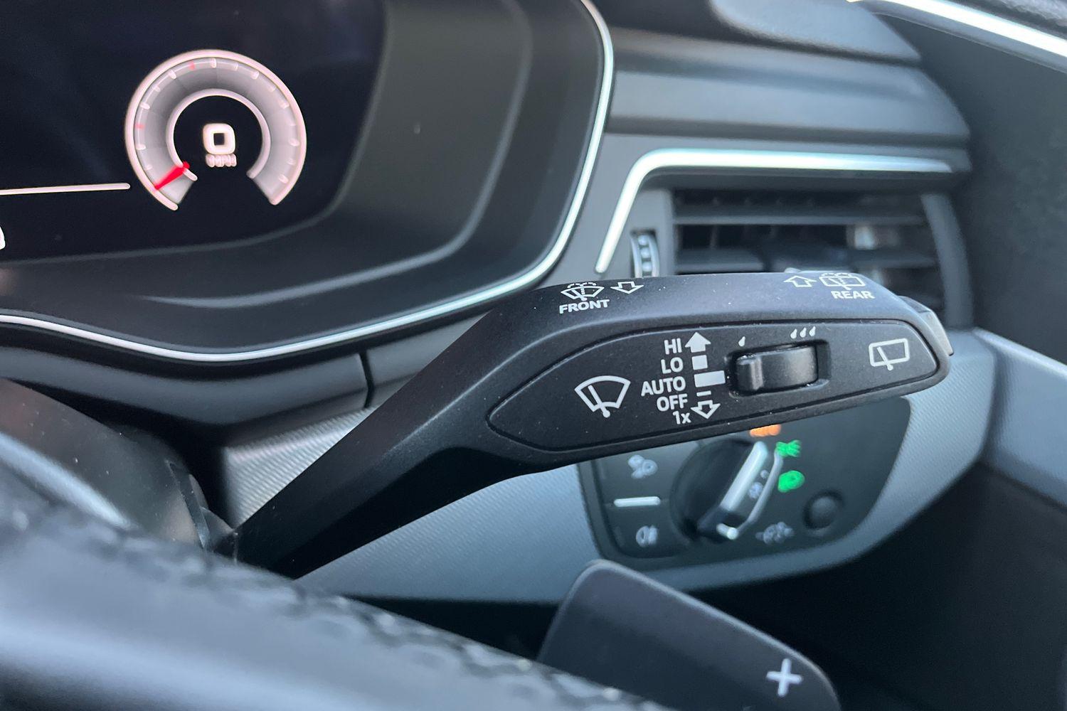Audi A4 Photo 14