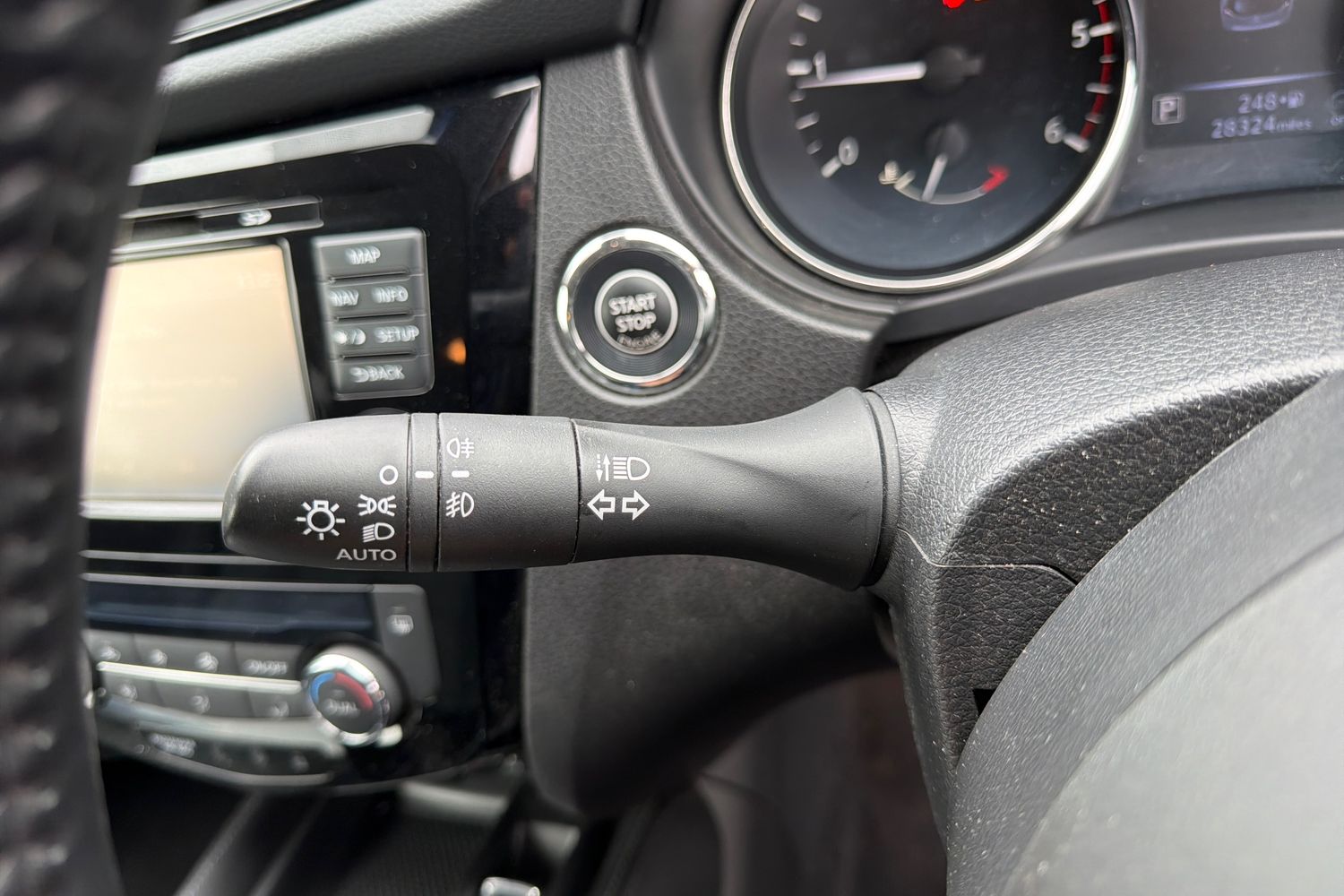Nissan X-TRAIL Photo 13
