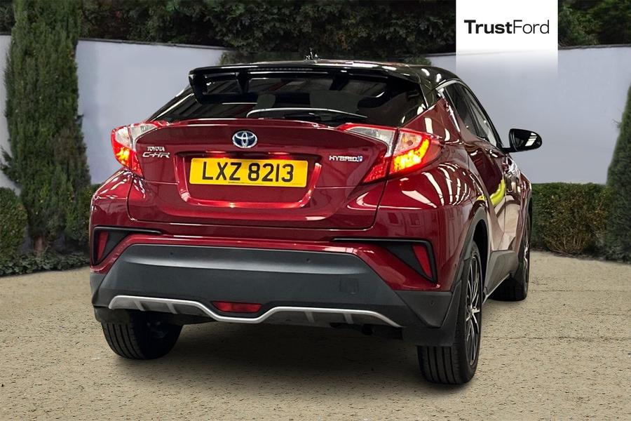 Toyota C-HR Photo autoimg-cec822560ade660d0810910f1d70f50a49c97981.jpg