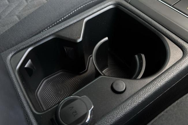 VOLKSWAGEN Golf Photo 35
