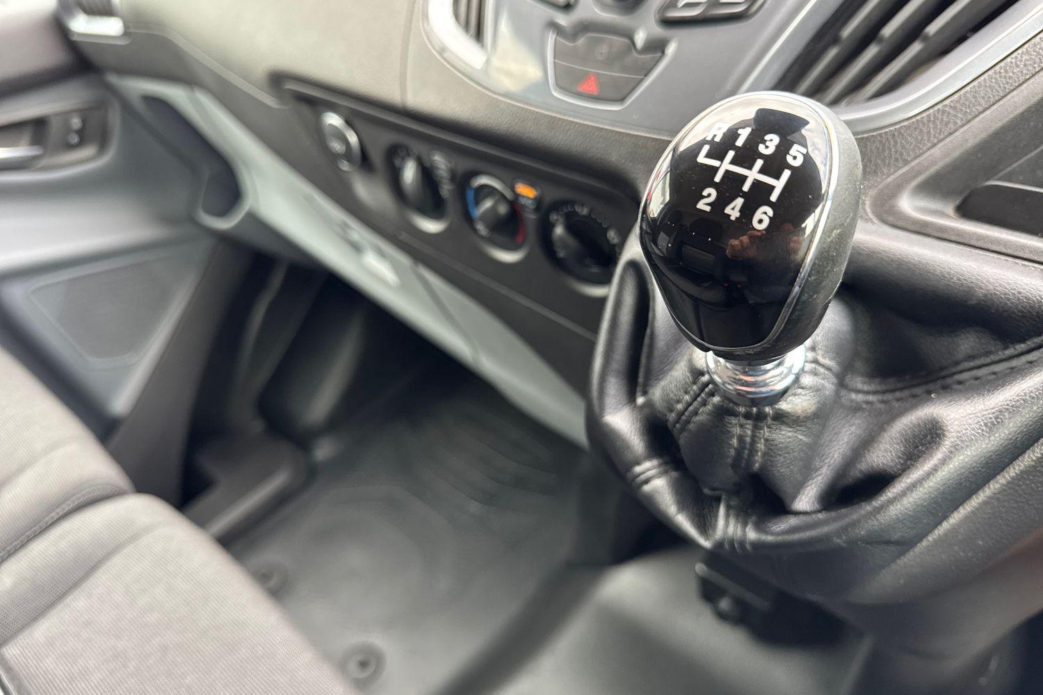 Ford Transit Custom Photo 35