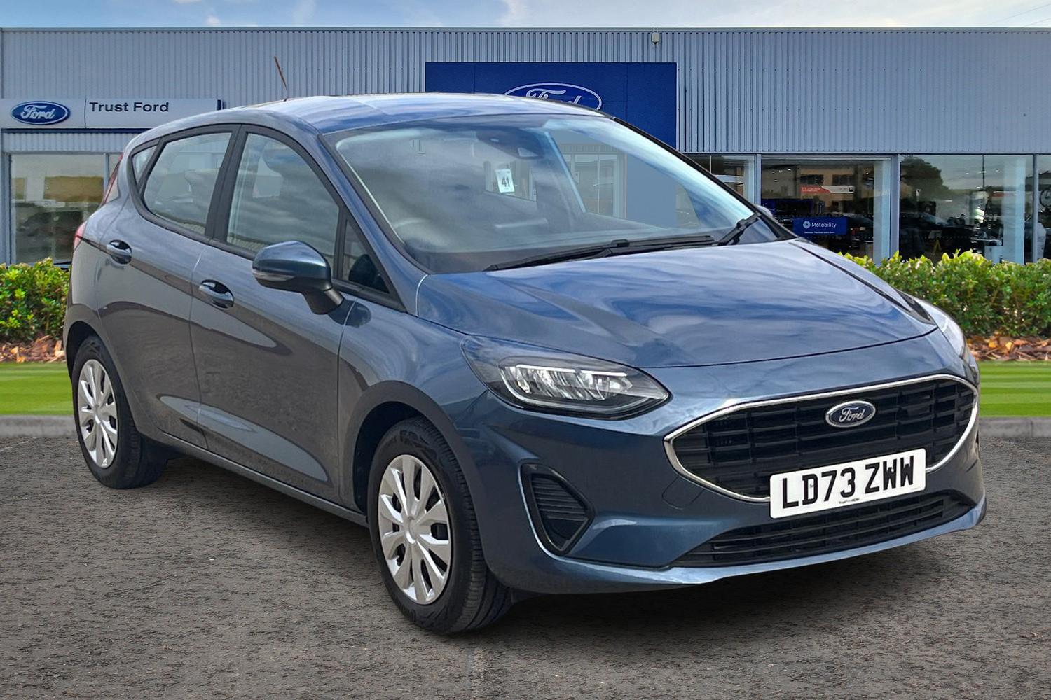 Ford Fiesta Photo 0