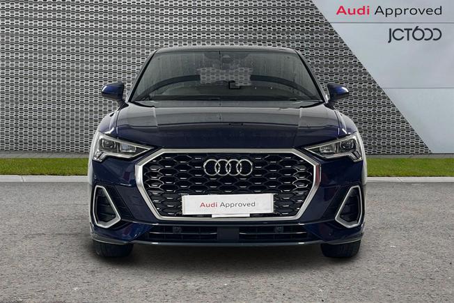 AUDI Q3 Photo 8