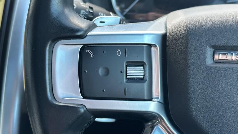 Used Land Rover Discovery WL73ARZ 32