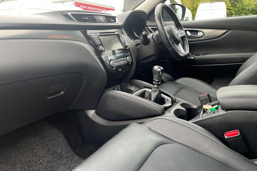 Nissan QASHQAI Photo autoimg-cecd850e70b77df910d8d924d27de2c4fbbf9400.jpg