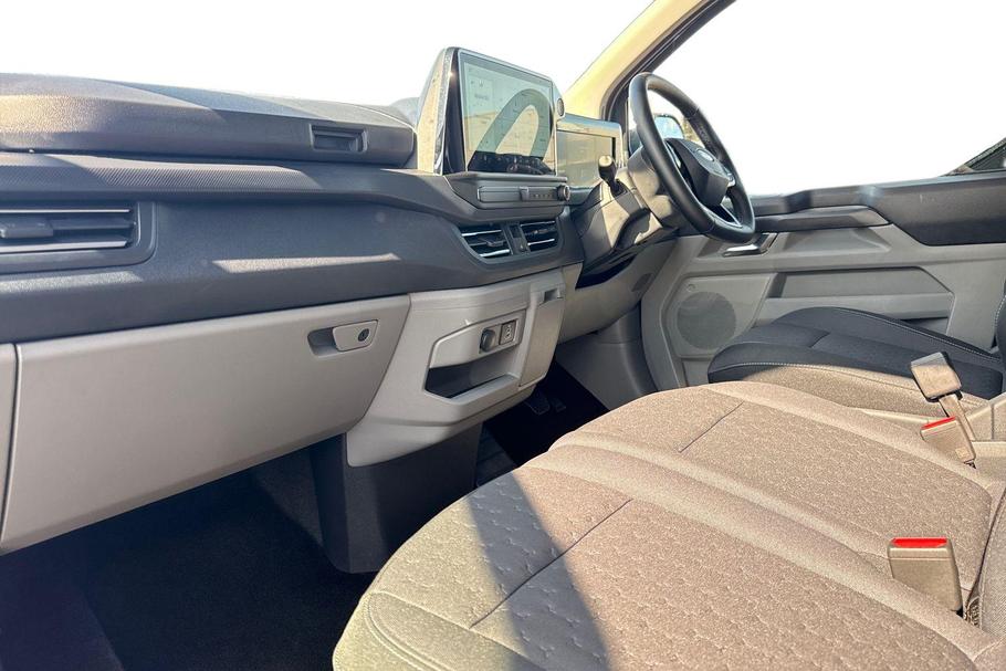Used Ford TRANSIT CUSTOM WO25UOJ 3
