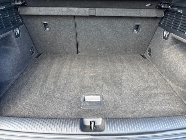 AUDI Q2 Photo 12