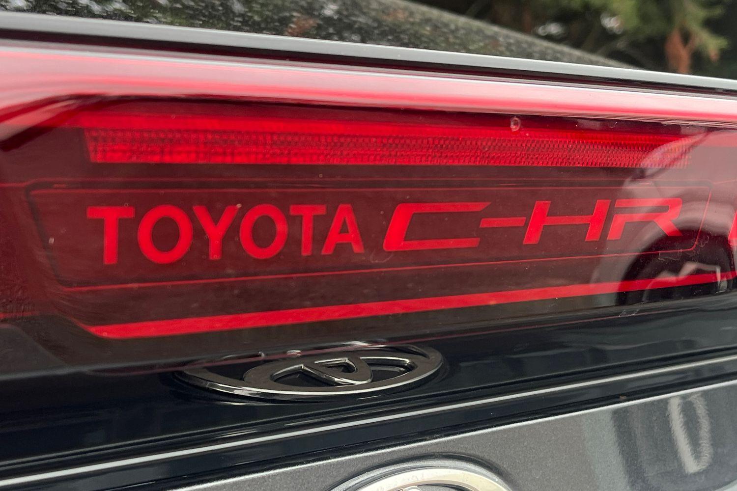Toyota C-HR Photo 23