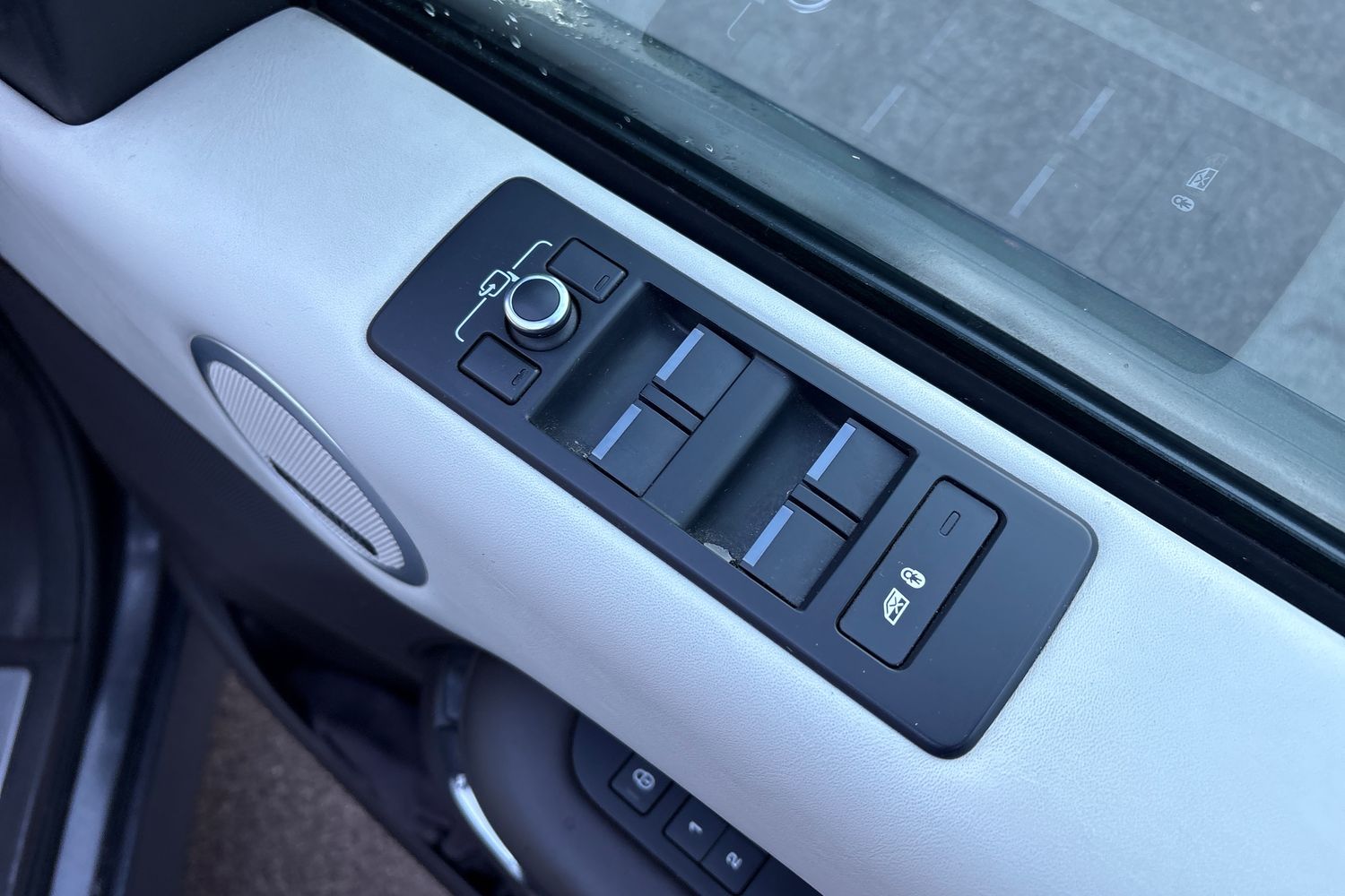 Land Rover DISCOVERY Photo 15