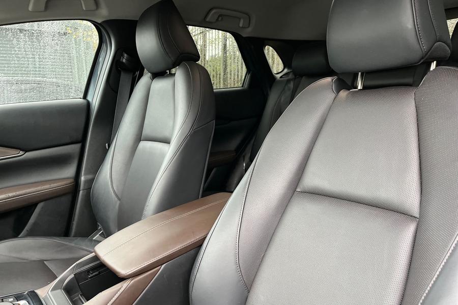 Mazda CX-30 Photo autoimg-ceda166b8c68d8ab2c26a5fc9115f6b94a032bc9.jpg