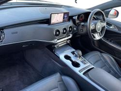 Kia Stinger Photo 2