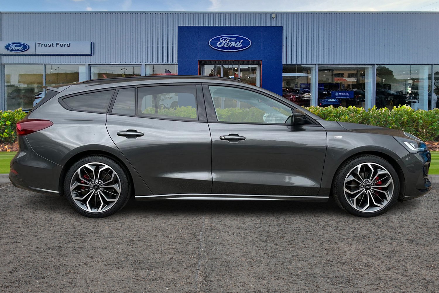 Ford FOCUS Photo 2