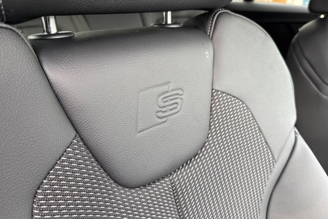 AUDI Q2 Photo 24