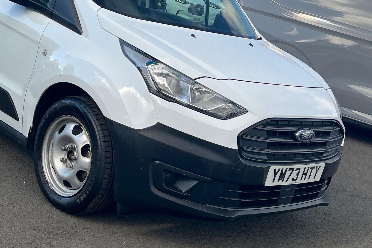 Ford TRANSIT CONNECT Photo 40