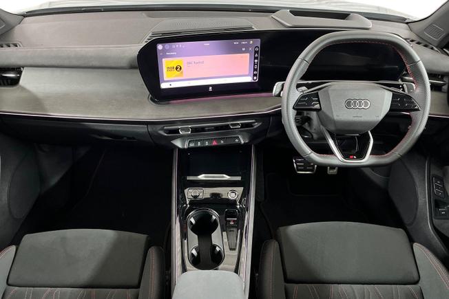 AUDI Q3 Photo 10