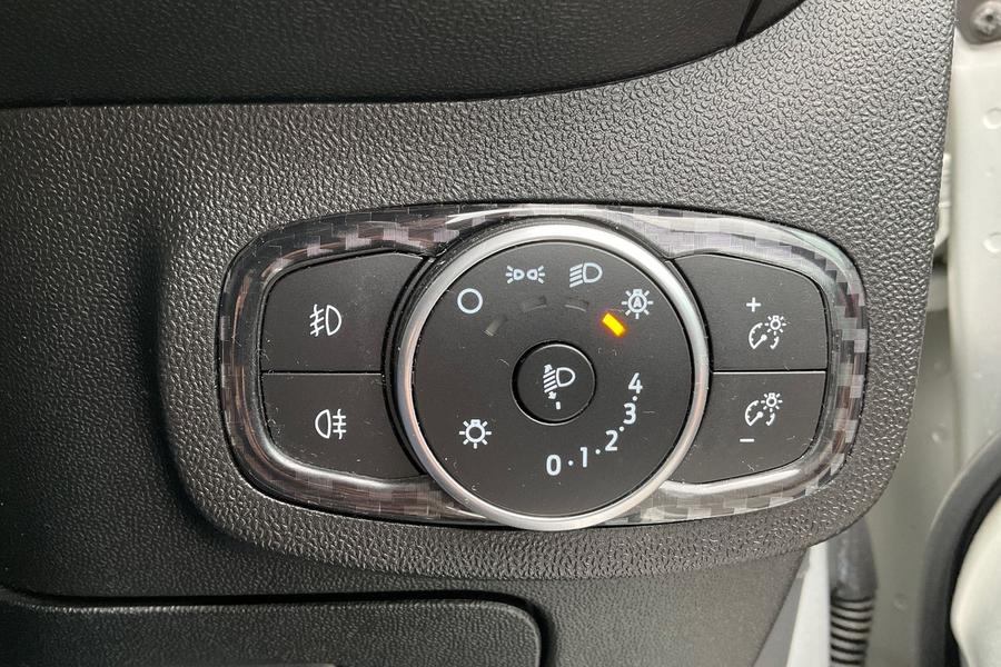 Ford Fiesta Photo autoimg-cee0e485e2b38a1d23de42f9e8c933d5884b8d86.jpg
