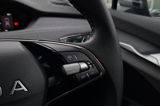 ŠKODA Enyaq Photo 17