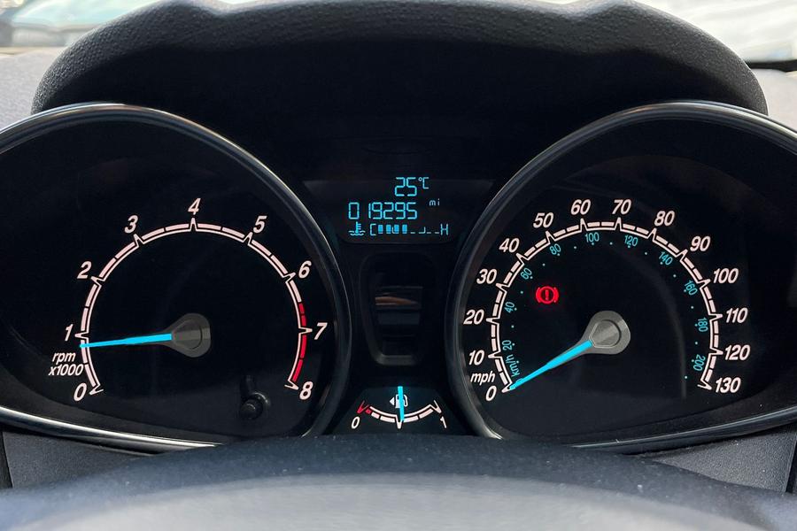 Ford Fiesta Photo autoimg-cee3a7f7ce6f27b91436746760501225d5fd2290.jpg