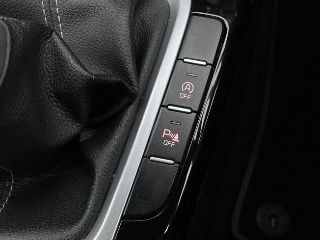 KIA Ceed Photo 43