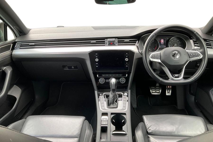 Volkswagen PASSAT Photo autoimg-cee52898bc9271e62db6df863edbcf225202a52a.jpg