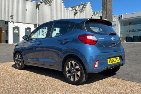Hyundai i10 Photo autoimg-ceee8eed1976985c36ab1cc33e49b4c82eb17a6c.jpg