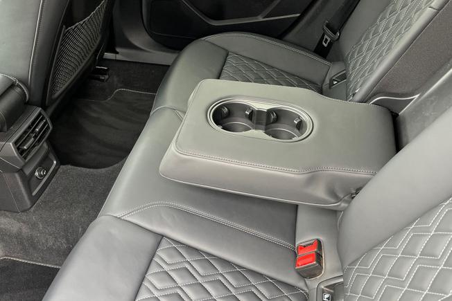 AUDI S3 Photo 48
