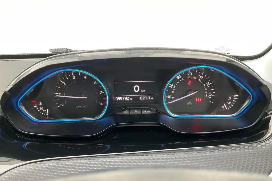 Peugeot 2008 Photo autoimg-cef2463bee0d6884a4d36a92216aaf82e5011882.jpg