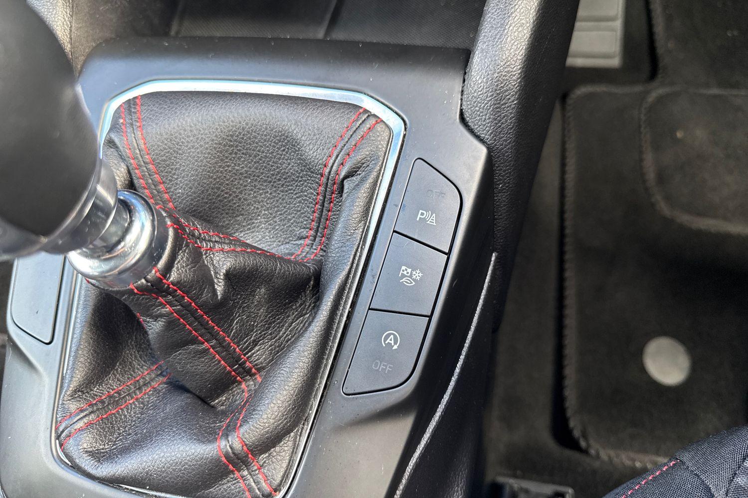 Ford FOCUS Photo 28