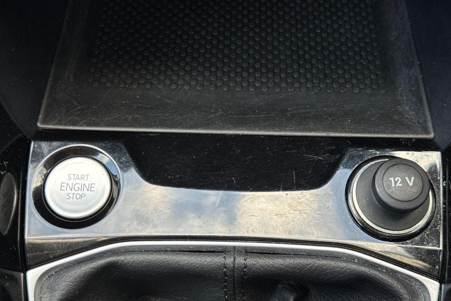 Volkswagen T-CROSS Photo autoimg-cef648489f1a875ec3f461359b6514419340eebf.jpg
