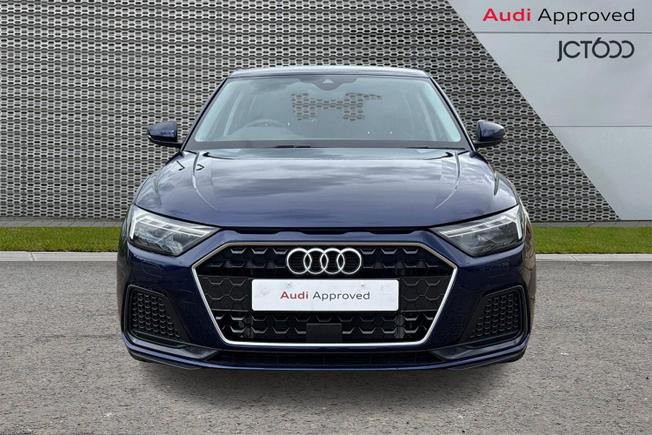 AUDI A1 Photo 8