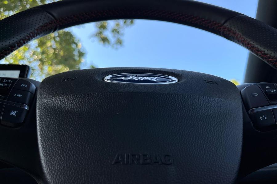 Ford Focus Photo autoimg-cefbd9ef0d0099543e9ebb7db67bbf2648619c51.jpg