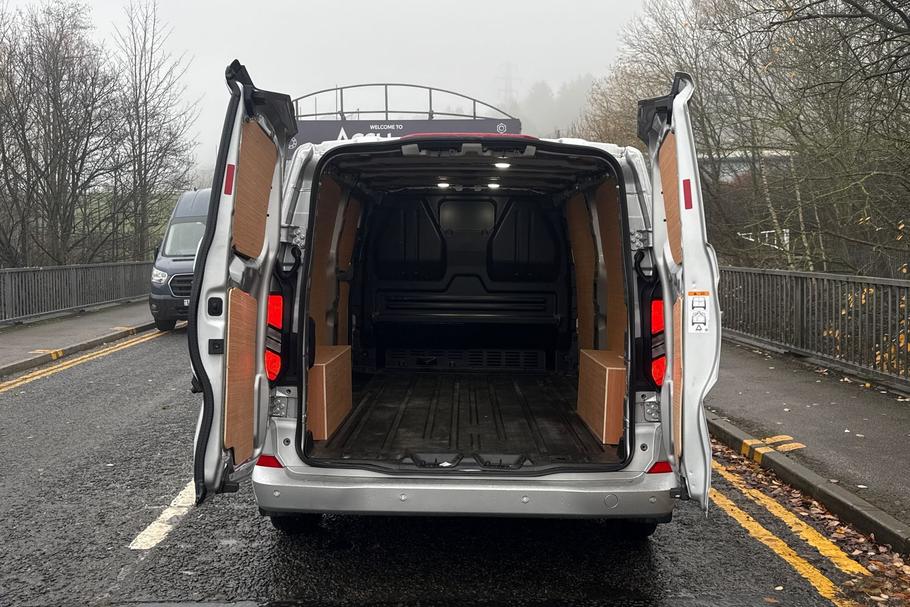 Used Ford TRANSIT CUSTOM 6