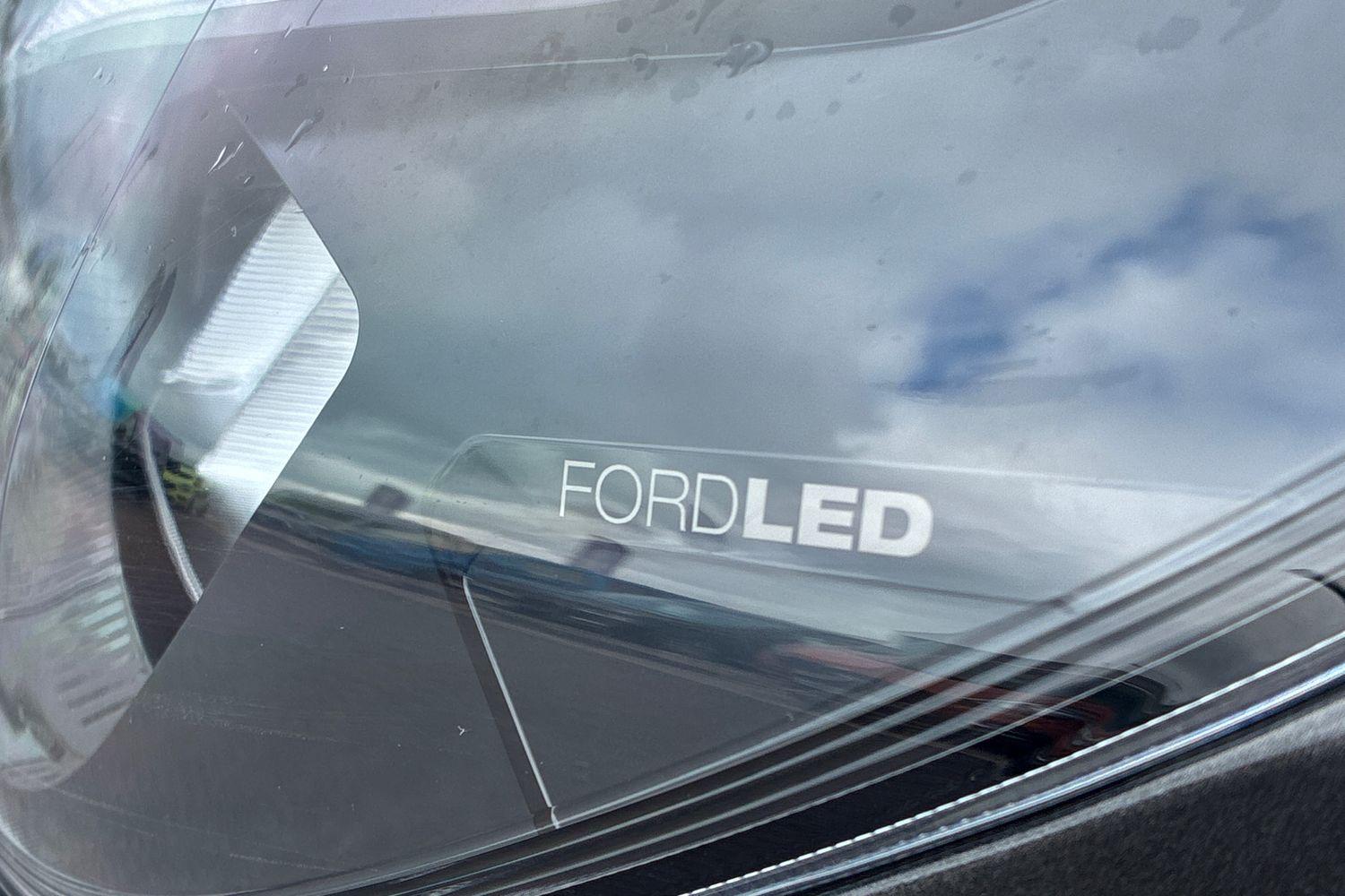 Ford TRANSIT CUSTOM Photo 39