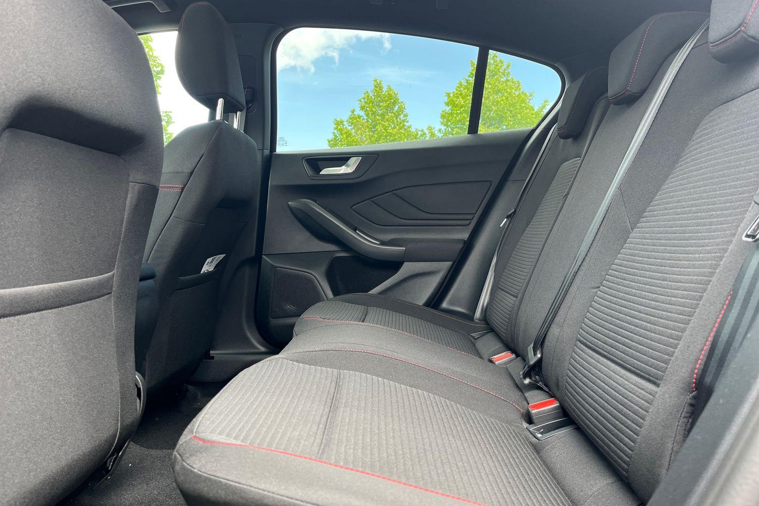 Ford FOCUS Photo 19