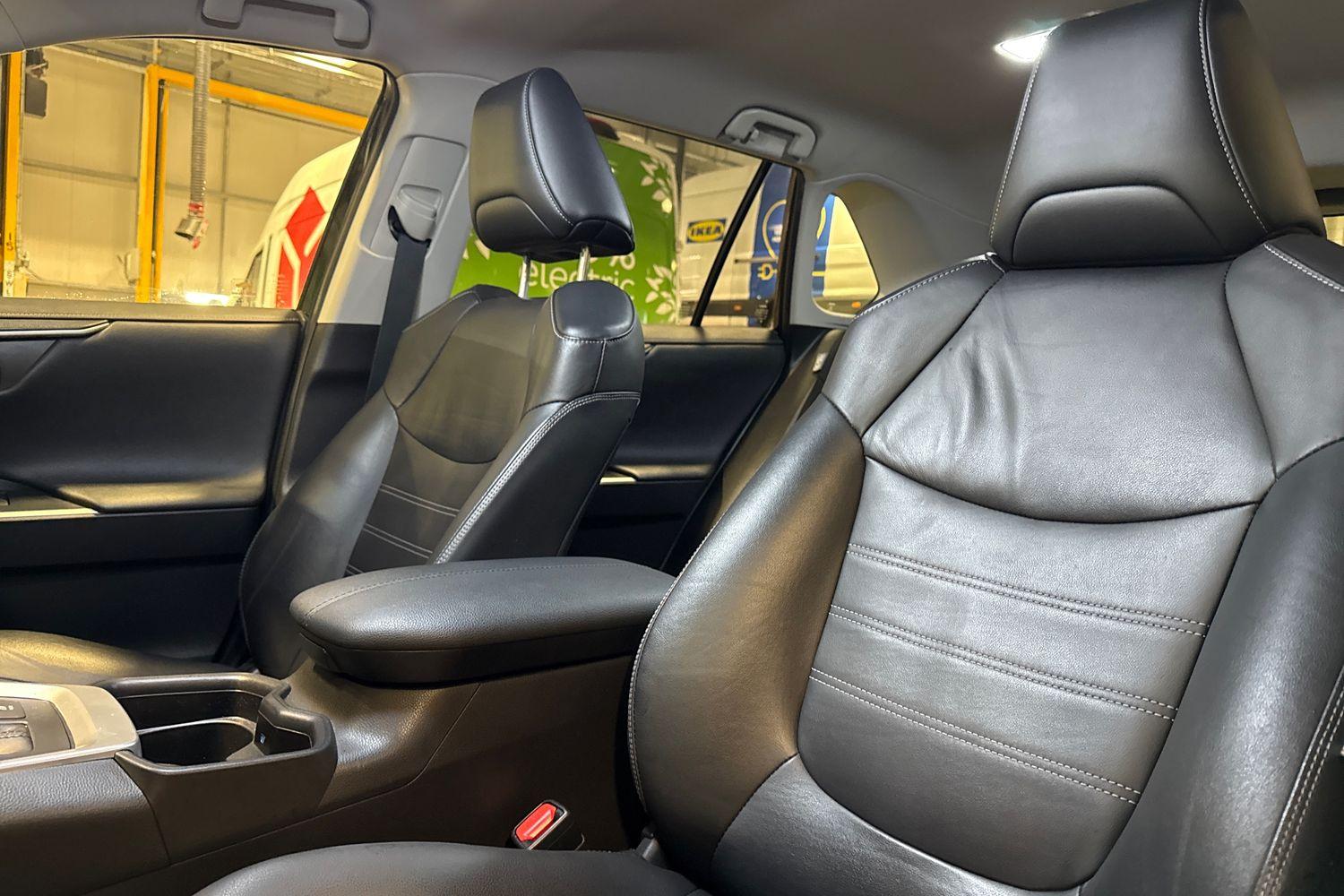 Toyota RAV4 Photo 18
