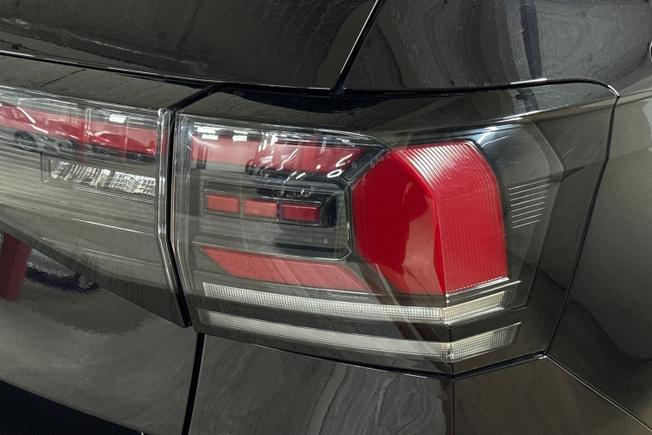 VOLKSWAGEN T-Cross Photo 18