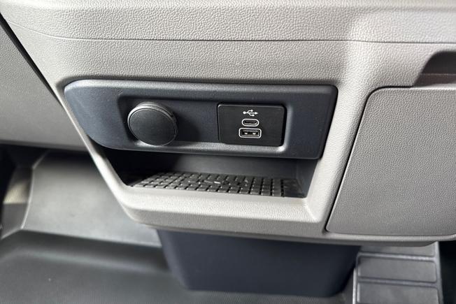 Volkswagen Transporter Photo 41