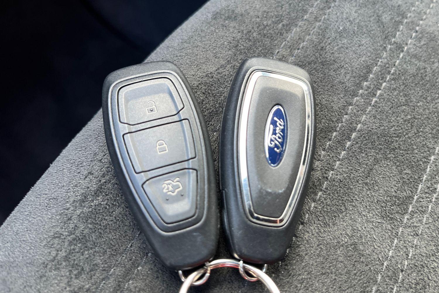 Ford KUGA Photo 21