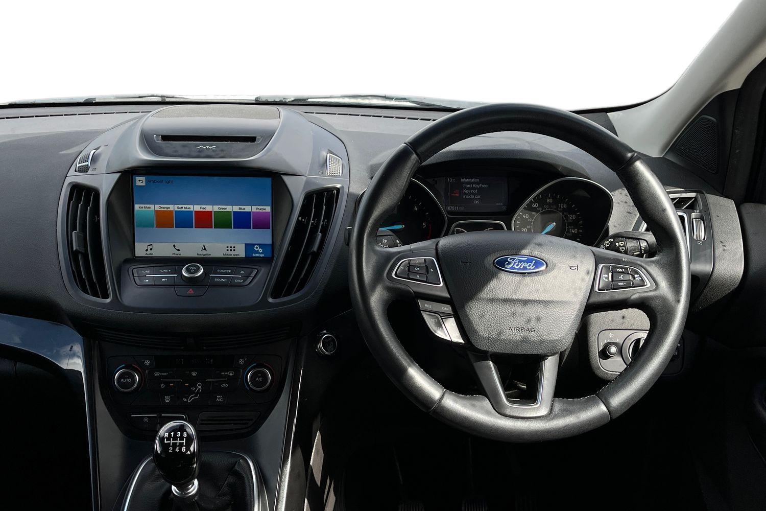 Ford KUGA Photo 10