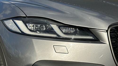 Jaguar F-PACE Photo autoimg-cf07f7462bc6c8e8b9b154df18125228baf0a3a8.jpg