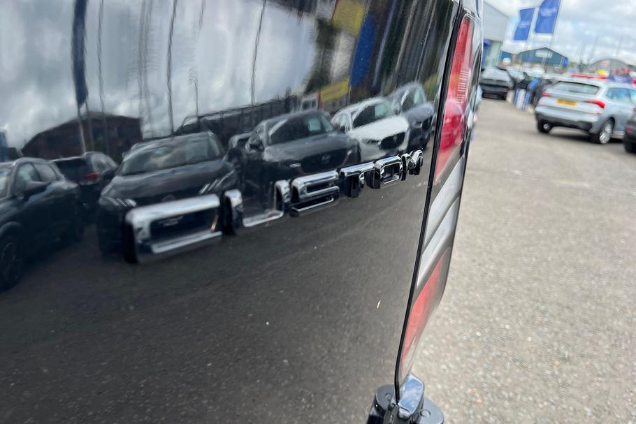 Used Ford TRANSIT CUSTOM KMZ9872 20