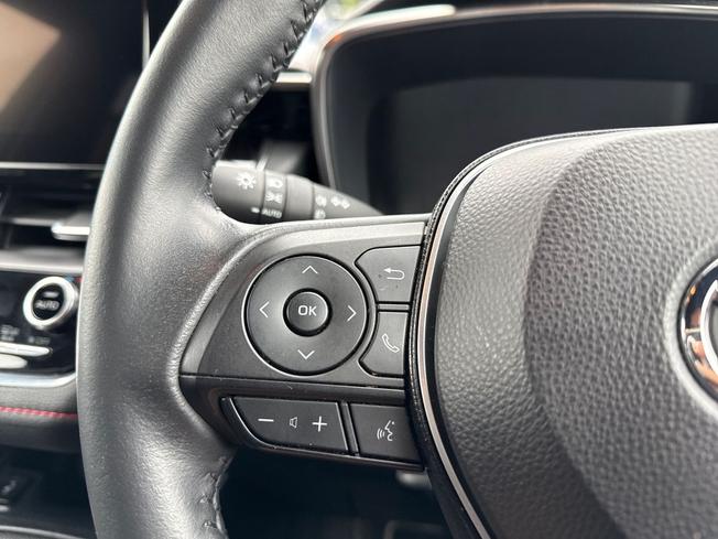 TOYOTA Corolla Photo 16