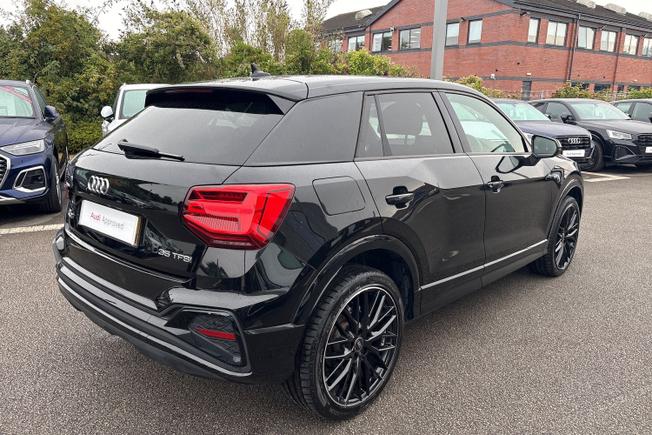 Audi Q2 Photo 25