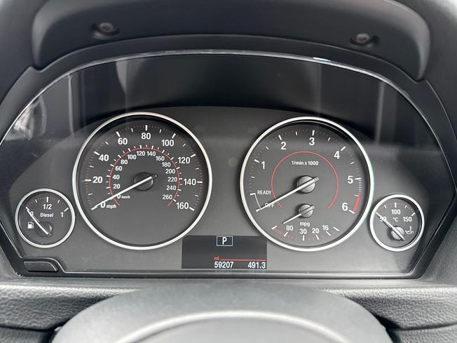 BMW 3 Series Photo 15