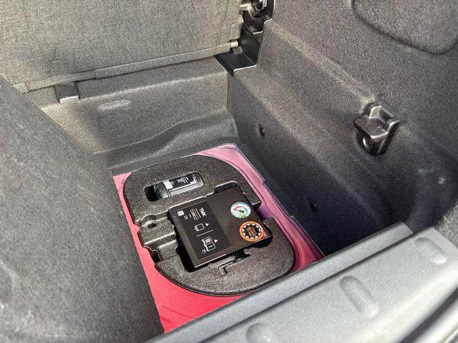 MINI Hatch Photo 56