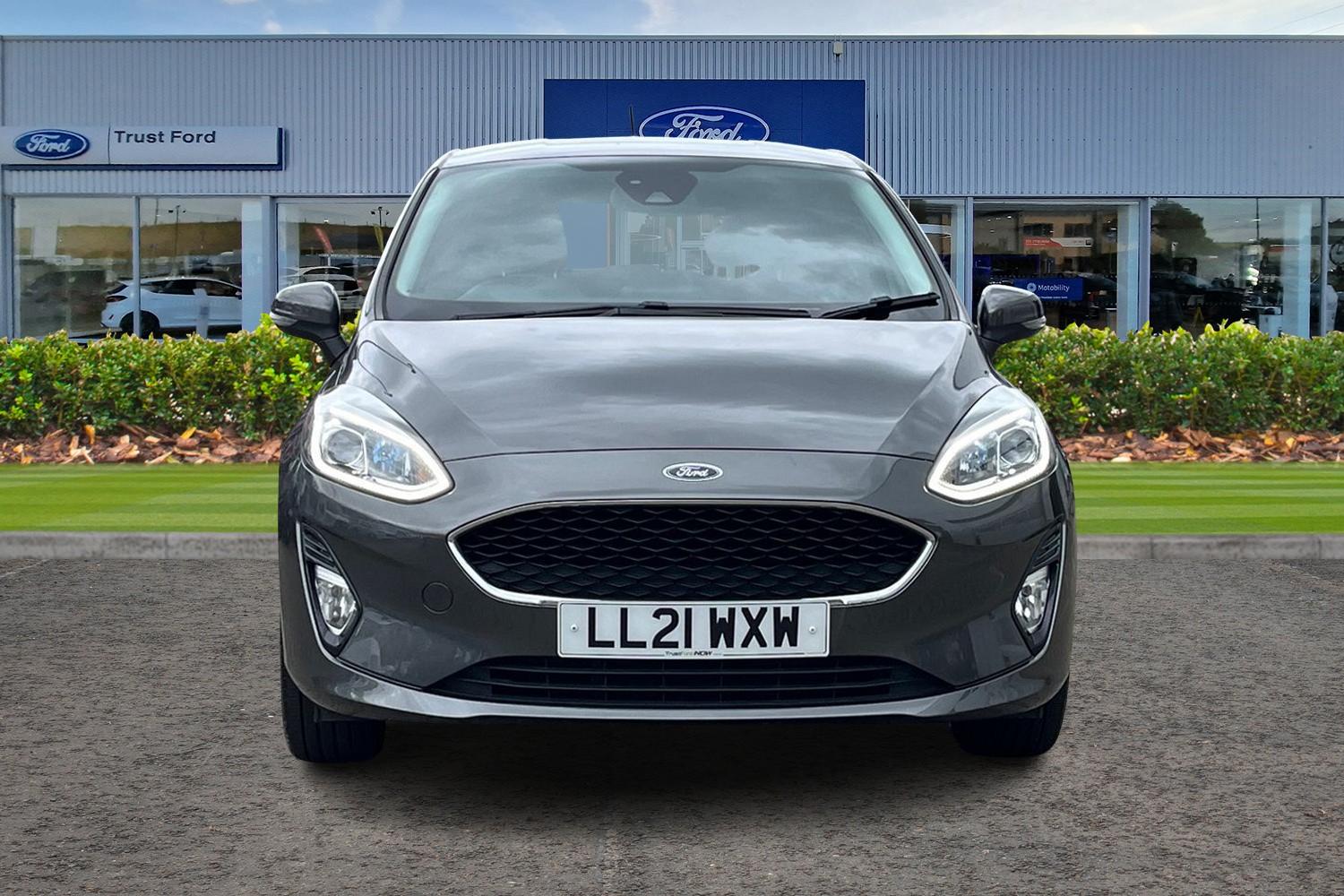 Ford Fiesta Photo 5