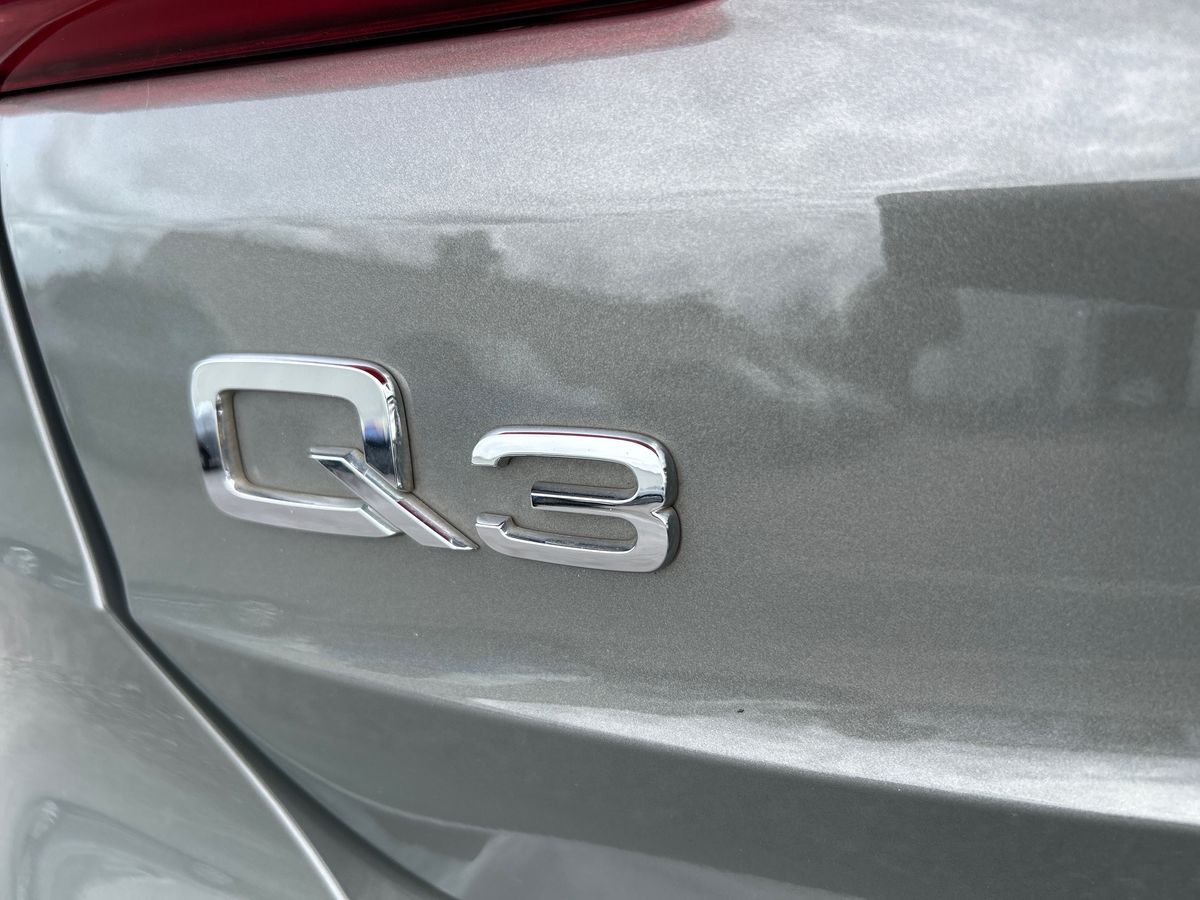 Audi Q3 Photo 18