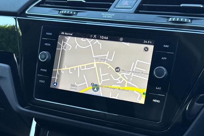 VOLKSWAGEN Touran Photo 14