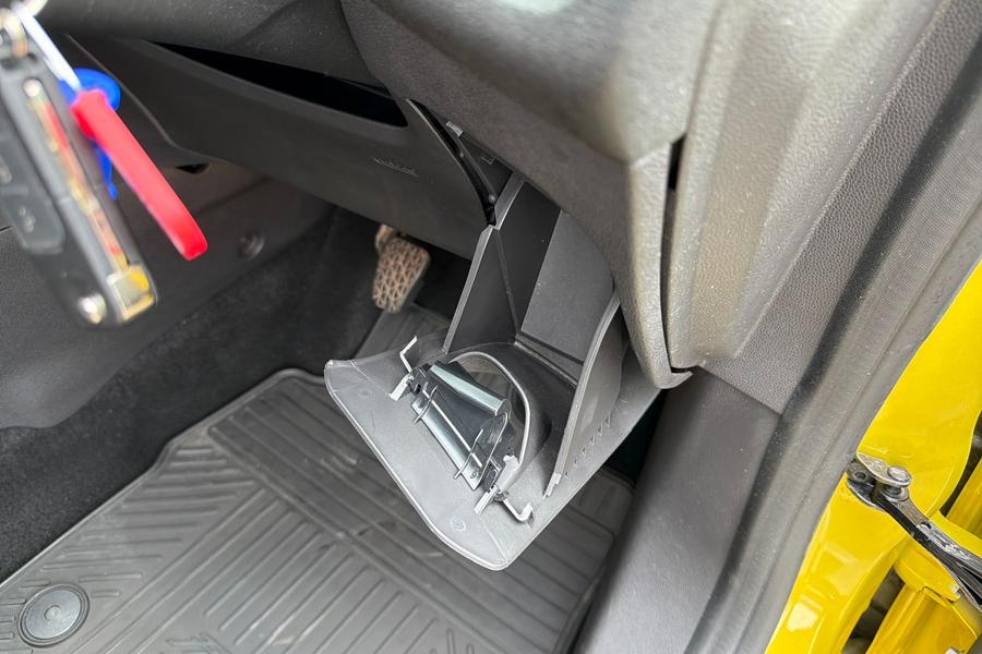 Ford FIESTA Photo autoimg-cf285d86b63a7cdb9856c53b480366bd40f5fb94.jpg
