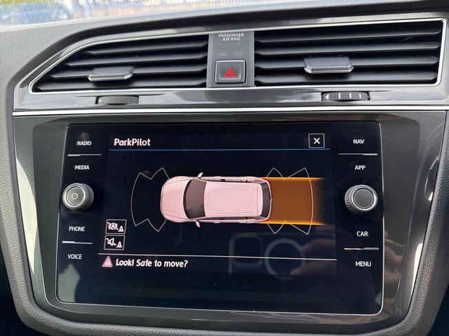 VOLKSWAGEN Tiguan Photo 40
